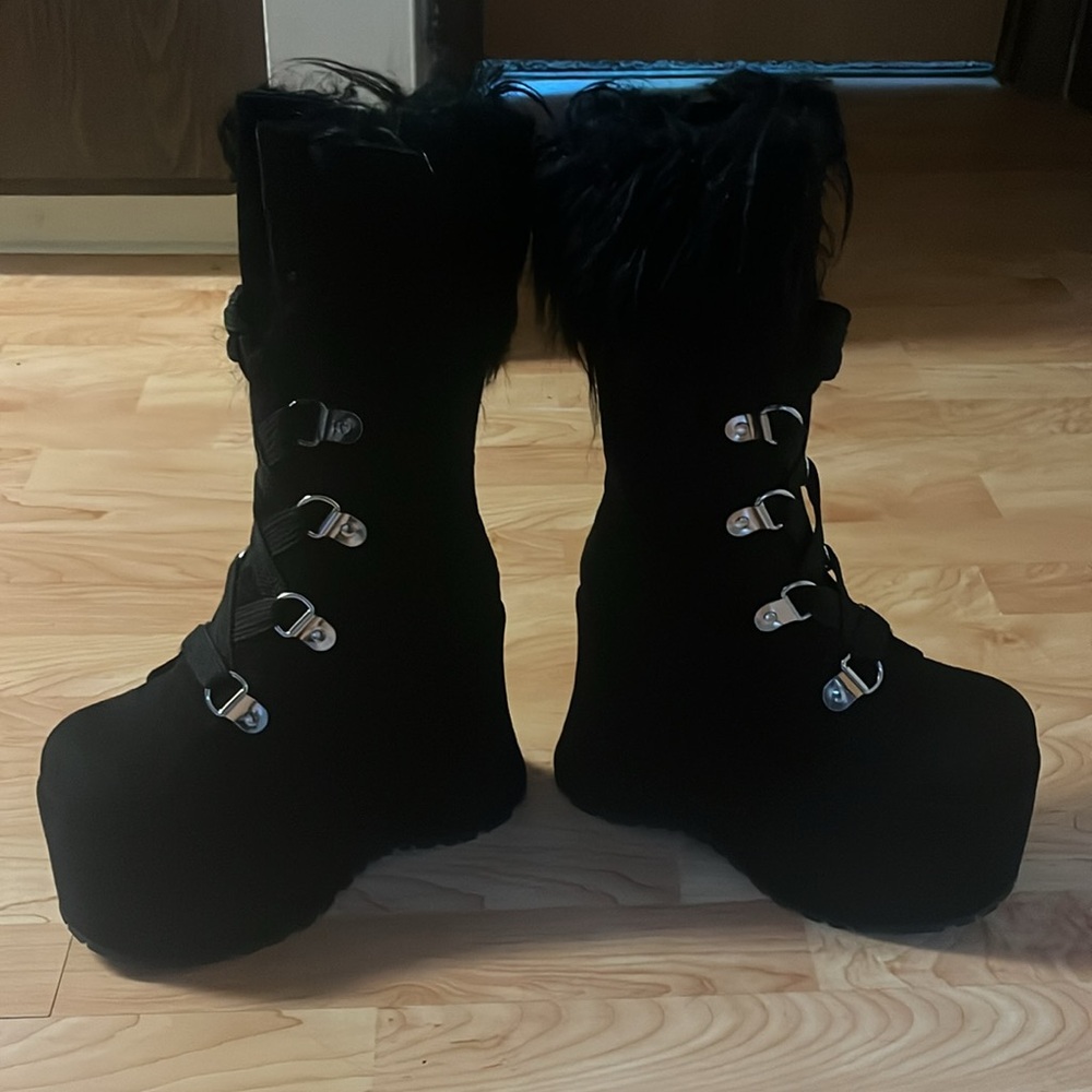 ‼️NWT‼️Dolls Kill X Widow Conflicted Galore Black Platform Boots Size 9 - Picture 4 of 9